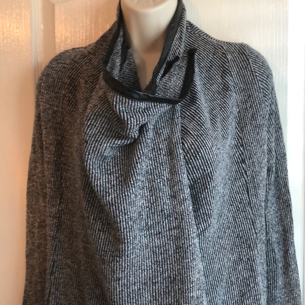 Long wrap sweater by Astars
